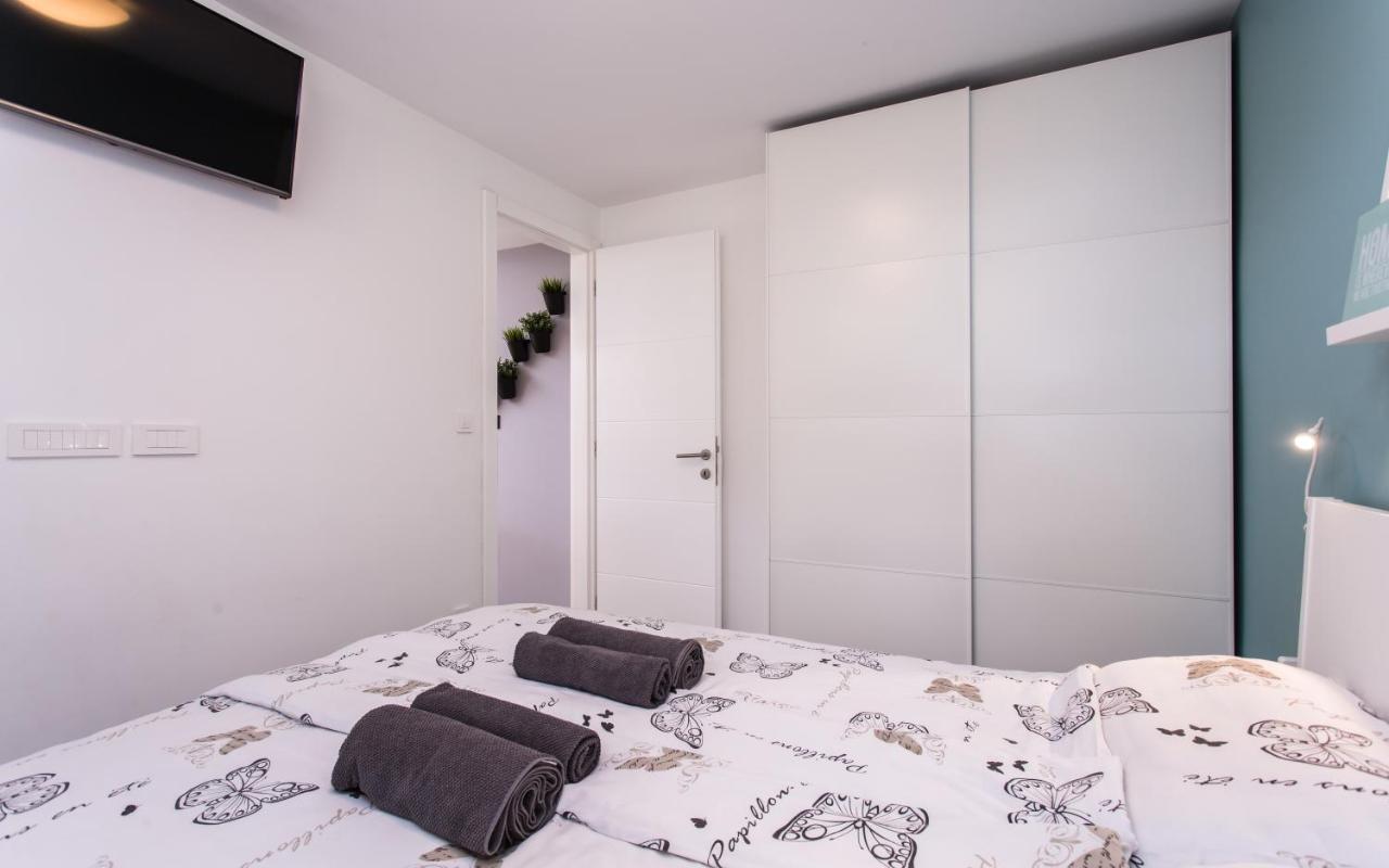 Happy Apartments Baska Exterior foto